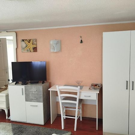 Apartman Tihana Crikvenica Exterior foto